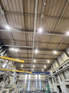 石巻市内の工場にてLED照明更新工事を実施しました｜省エネと作業環境の改善